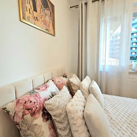 Apartman Super New Building Parking Wola-centrum Varsó