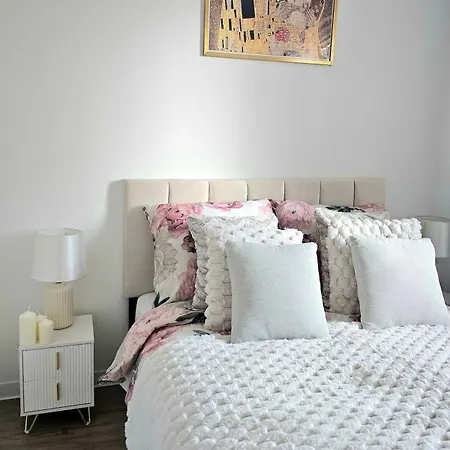 Apartman Super New Building Parking Wola-centrum